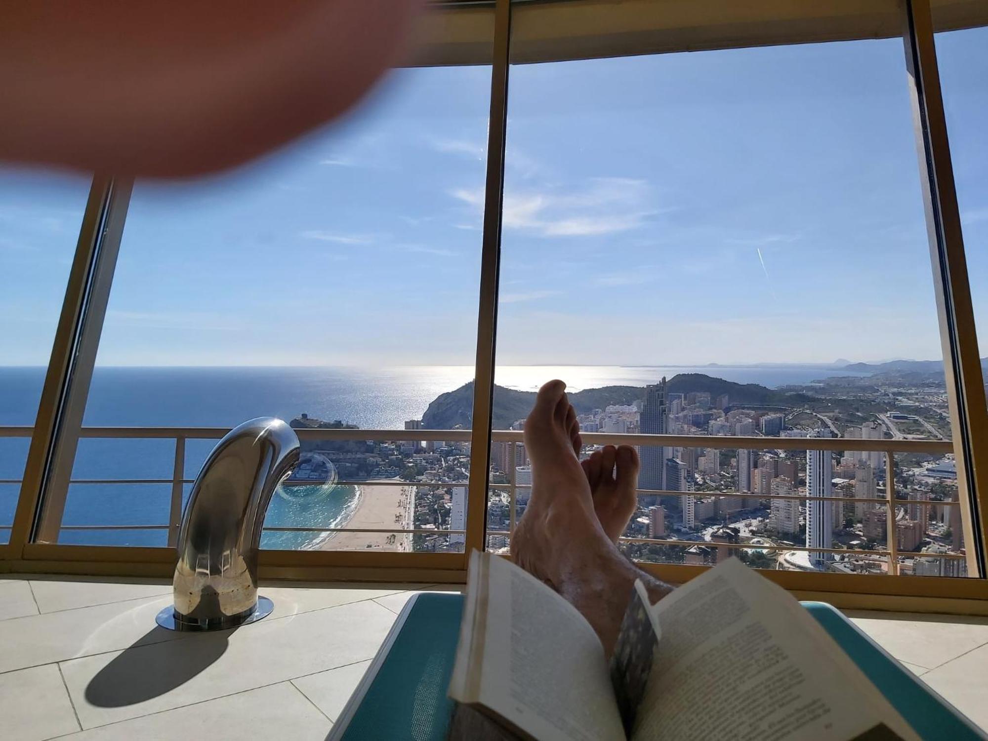 Intempo Luxury Ocean Views Resort Бенидорм Экстерьер фото